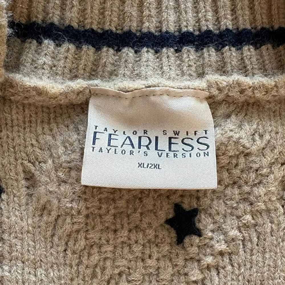 Taylor Swift Fearless (Taylor’s Version) Cardigan - Picture 3 of 3